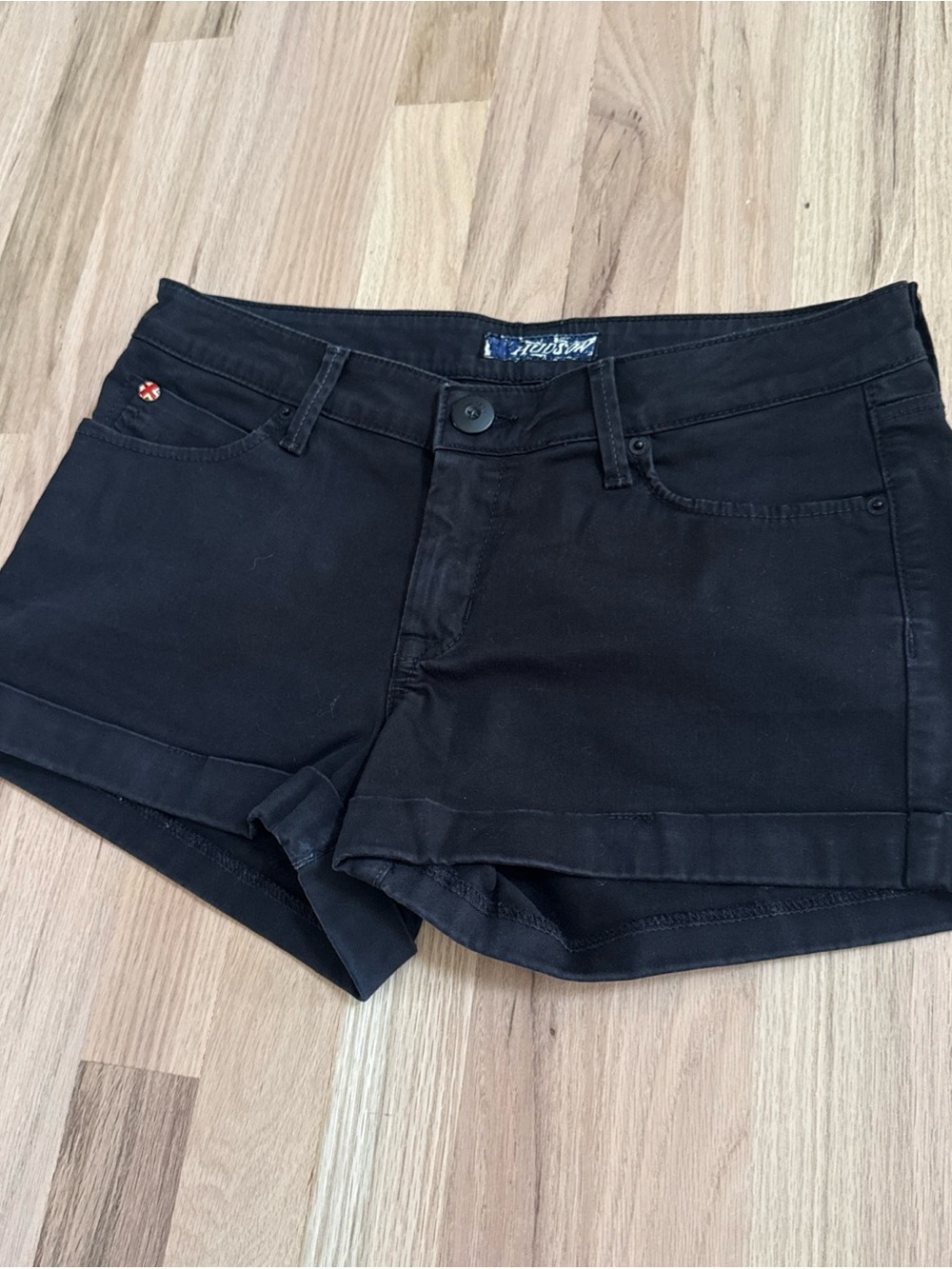 HUDSON Women Black Denim Rolled Cuffed Shorts Back Button Flap Pocket Size 29